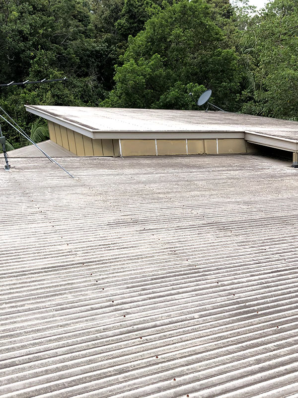 Roof Pressure Washing Before